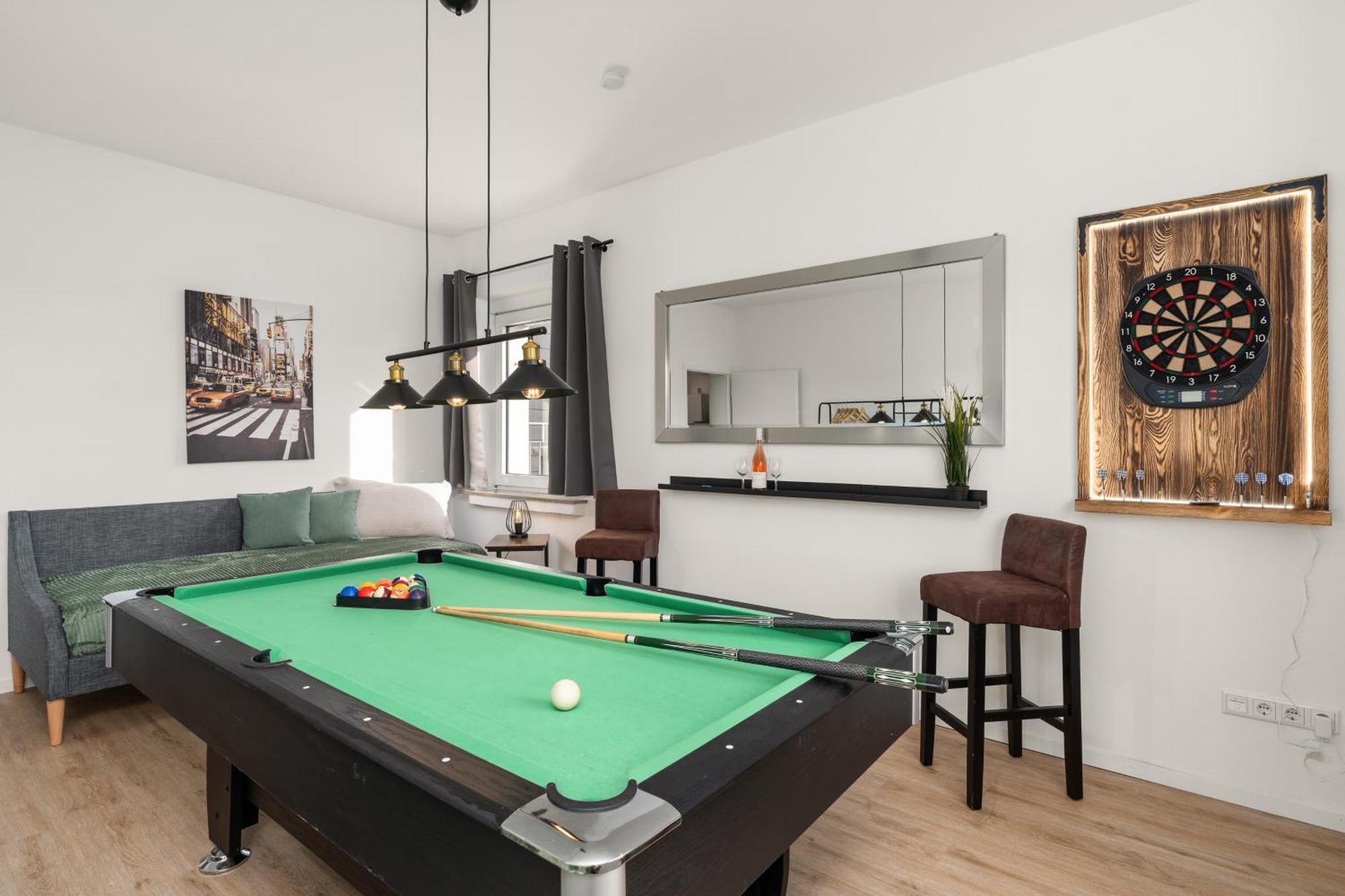 Homely-Apartment Manhattanart, Zentral, Parkplatz, Billard,Ps4, Dart, Balkon Bielefeld Exterior photo